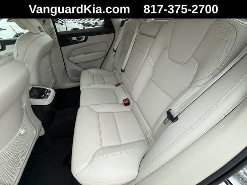 Used 2021 Volvo XC60 T5 Inscription w/ Advanced Package AWD/4WD image 27