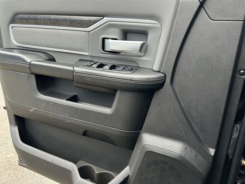 Used 2020 RAM 2500 Big Horn w/ Level 2 Equipment Group image 23