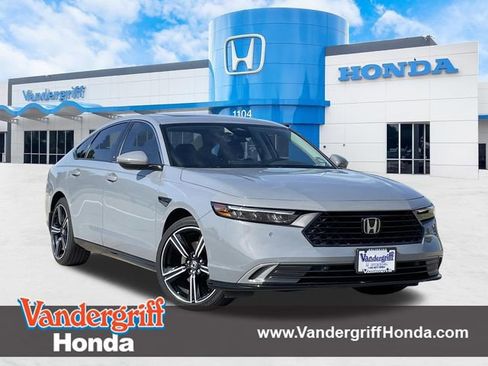 Used 2024 Honda Accord EX-L image 1