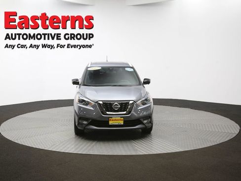 Used 2020 Nissan Kicks SR FWD image 49