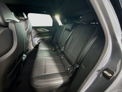 Used 2023 Cadillac Lyriq 2WD image 25