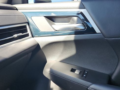 Used 2022 Mitsubishi Outlander SEL Black Edition image 31