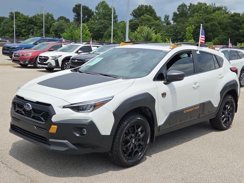 Used 2025 Subaru Crosstrek 2.5i Wilderness w/ Crosstrek Mirror Package AWD/4WD image 7