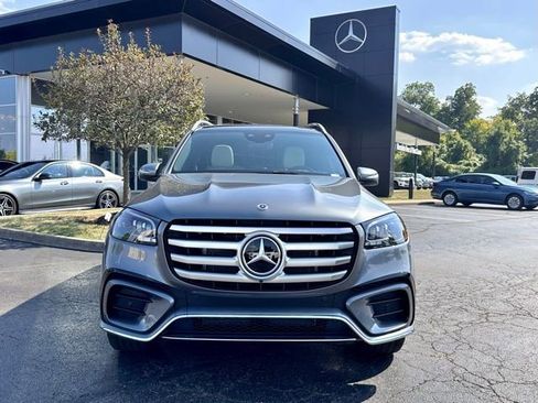 Certified 2026 Mercedes-Benz GLS 450 4MATIC image 2
