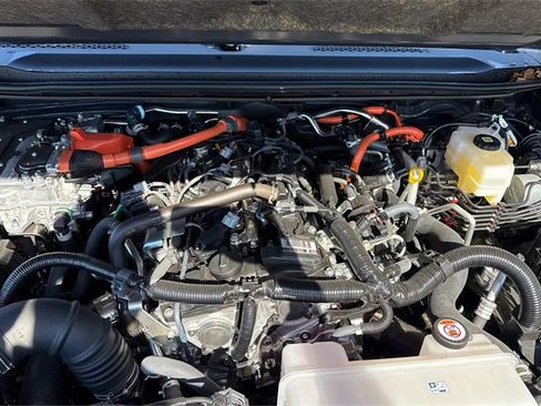 Used 2024 Toyota Land Cruiser image 11