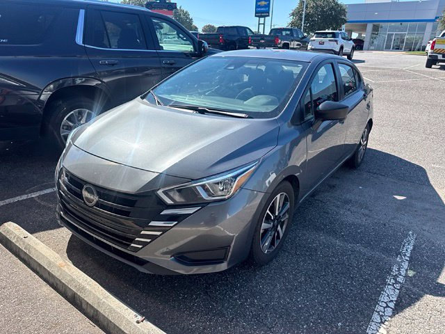 Used 2024 Nissan Versa S w/ S Plus Package FWD image 1