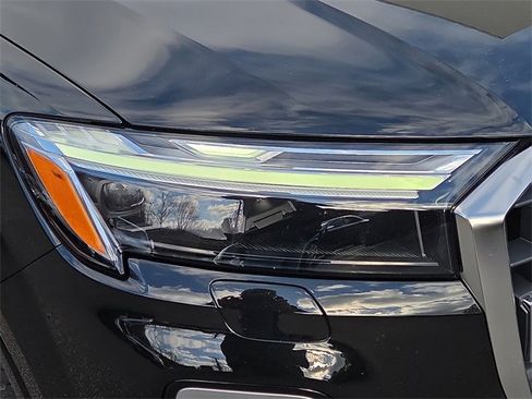 Certified 2025 Audi Q7 3.0T Premium Plus w/ Premium Plus Package image 9