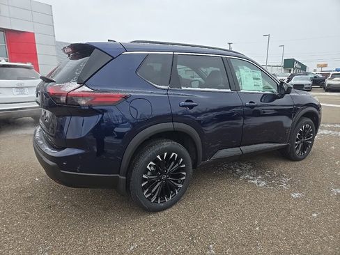 New 2026 Nissan Rogue SV image 7
