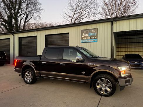 Used 2018 Ford F150 King Ranch w/ Equipment Group 601A Luxury image 4