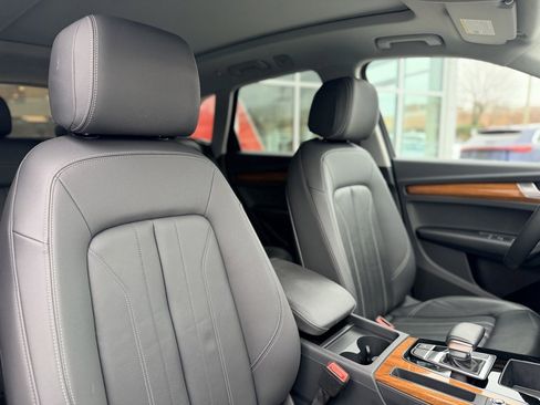 Certified 2023 Audi Q5 2.0T Premium w/ Convenience Package image 21
