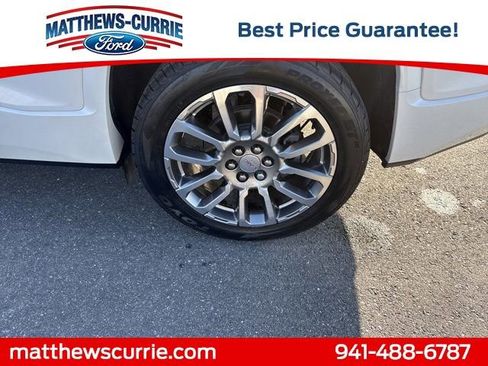 Used 2023 GMC Acadia Denali w/ Denali Ultimate Package image 14