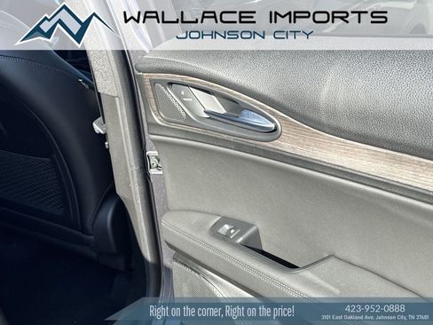 Used 2023 Alfa Romeo Stelvio Ti AWD/4WD image 44
