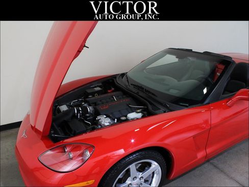 Used 2006 Chevrolet Corvette Convertible w/ Preferred Equipment Group RWD image 38