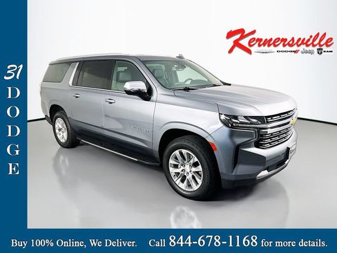 Used 2022 Chevrolet Suburban Premier AWD/4WD image 1