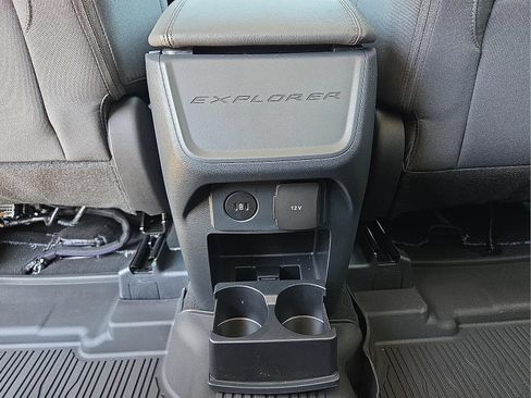 New 2026 Ford Explorer Active AWD/4WD image 13
