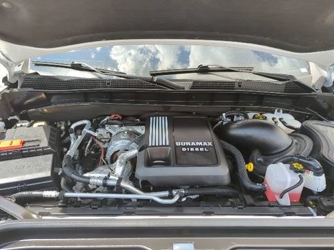 Used 2024 GMC Sierra 1500 AT4 w/ Technology Package AWD/4WD image 25
