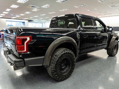 Used 2018 Ford F150 Raptor w/ Equipment Group 802A Luxury image 5