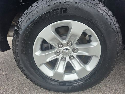 Used 2019 RAM 1500 Laramie image 23