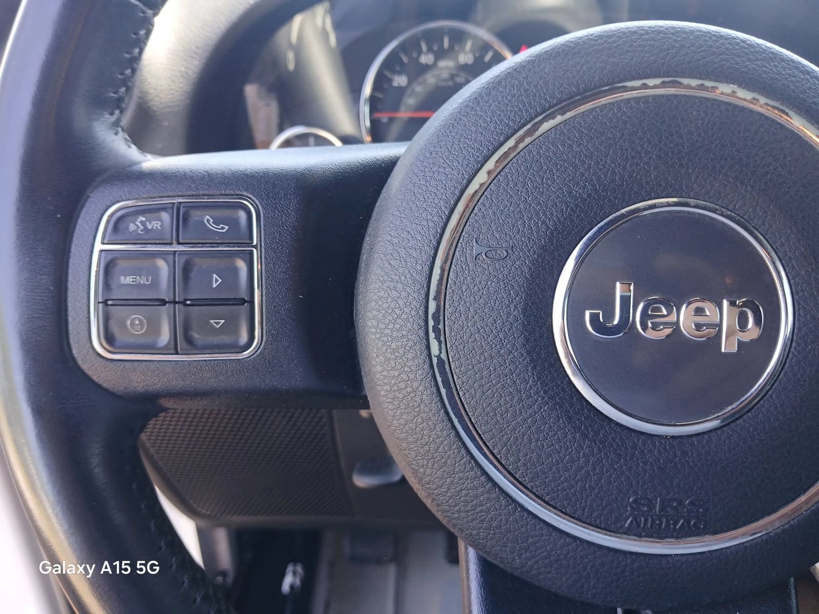 Used 2016 Jeep Wrangler Unlimited Sahara w/ Connectivity Group AWD/4WD image 26