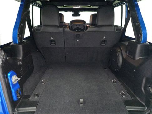 Used 2023 Jeep Wrangler Unlimited Rubicon 392 w/ Xtreme Recon 35" Tire Package image 11