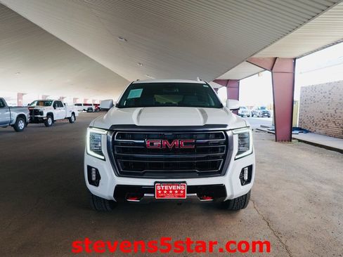 Used 2023 GMC Yukon XL AT4 w/ Technology Package image 2