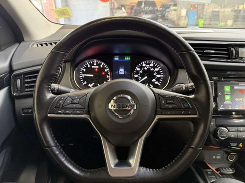 Used 2022 Nissan Rogue Sport SL AWD/4WD image 17