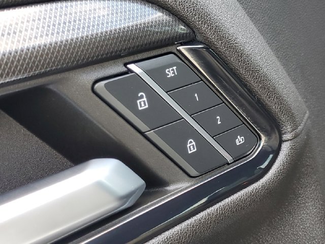 Used 2024 GMC Sierra 2500 AT4 AWD/4WD image 28