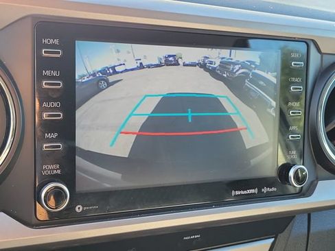 Used 2020 Toyota Tacoma SR5 RWD image 12