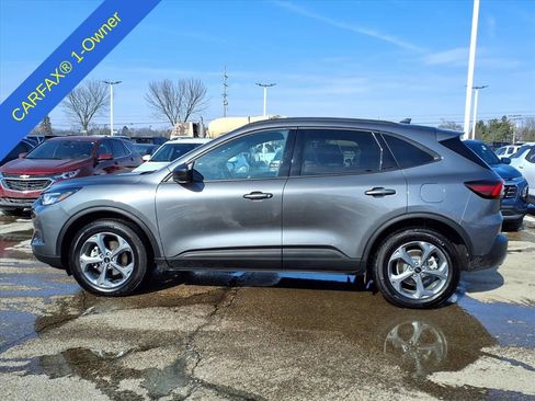 Used 2025 Ford Escape ST-Line image 9