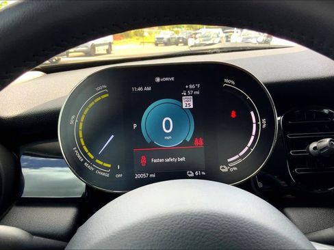 Certified 2024 MINI Cooper SE image 22