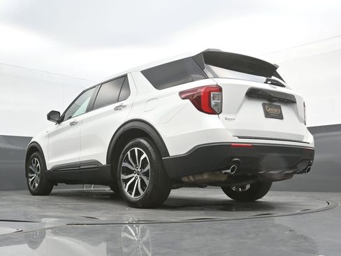 Used 2022 Ford Explorer ST-Line RWD image 38