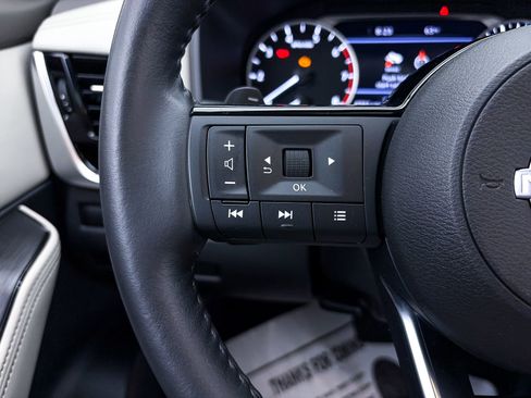 Used 2023 Nissan Rogue SL w/ SL Premium Package image 34