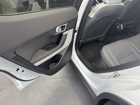 Used 2022 Polestar Polestar 2 image 34