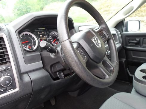 Used 2017 RAM 1500 Express w/ Black Ram 1500 Express Group AWD/4WD image 15