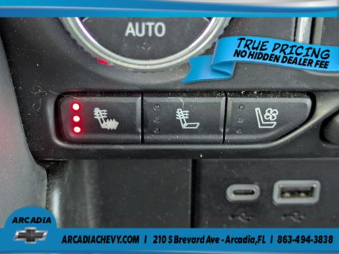 Used 2023 GMC Yukon AT4 w/ LPO, Floor Liner Package AWD/4WD image 25