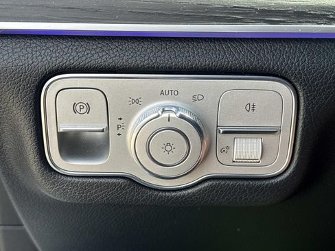 Used 2020 Mercedes-Benz GLE 350 4MATIC image 22