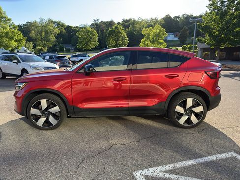 Used 2023 Volvo C40 P8 Recharge Ultimate AWD/4WD image 5