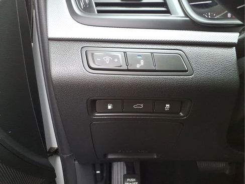 Used 2019 Hyundai Sonata SE FWD image 14