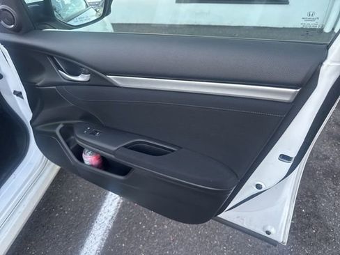 Used 2017 Honda Civic EX image 16