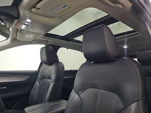 Used 2024 MAZDA CX-90 Plug-In Hybrid w/ Premium Pkg image 10