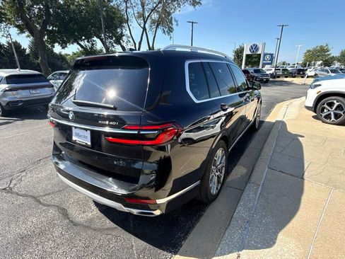 Used 2023 BMW X7 xDrive40i w/ Premium Package AWD/4WD image 5