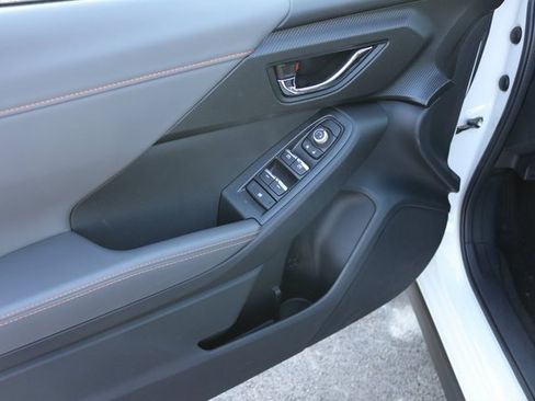 Used 2025 Subaru Crosstrek 2.5i Limited w/ Crosstrek Mirror Package image 21