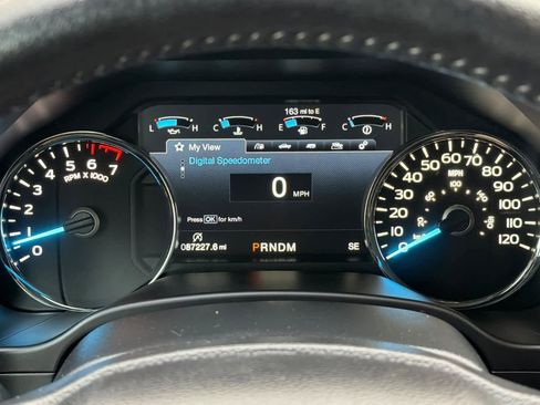 Used 2020 Ford F150 Lariat w/ Equipment Group 502A Luxury image 26