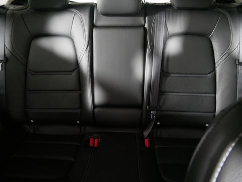 New 2025 MAZDA CX-5 AWD 2.5 S w/ Premium Plus Pkg image 3