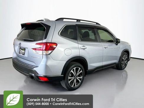 Used 2020 Subaru Forester Limited w/ Popular Package #3 AWD/4WD image 16