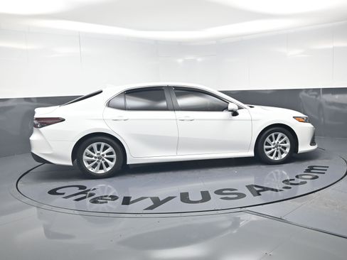 Used 2023 Toyota Camry LE FWD image 10