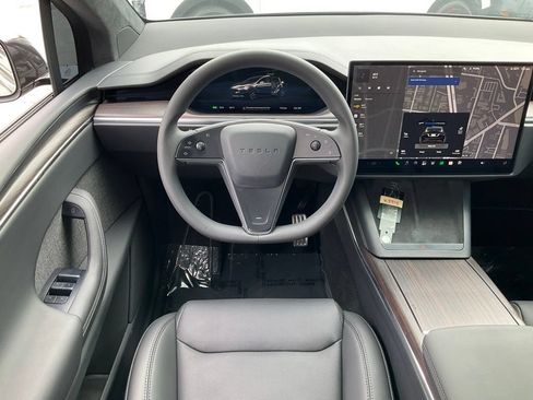 Used 2023 Tesla Model X AWD/4WD image 37