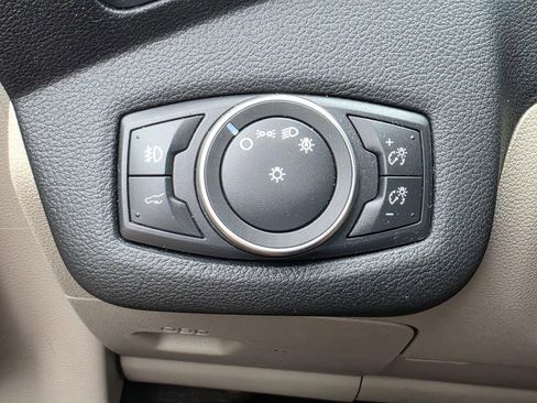 Used 2019 Ford Escape SEL FWD image 25