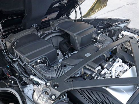 Used 2022 Aston Martin DB11 Coupe image 10