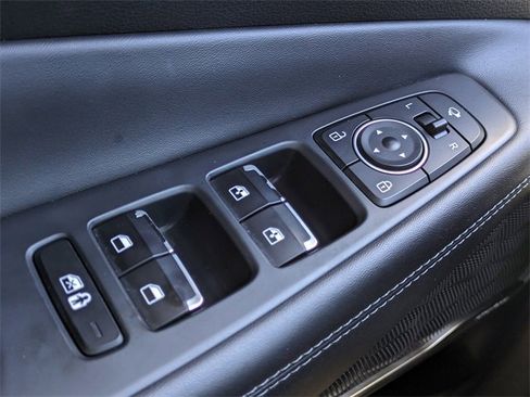 Used 2023 Hyundai Santa Fe Limited image 28